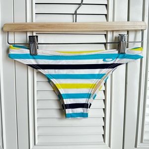 Oakley XS swim bottom
